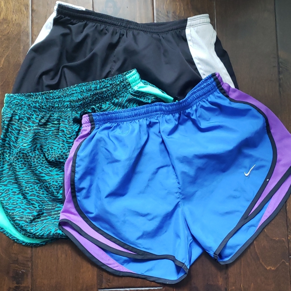 Bundle Nike running shorts